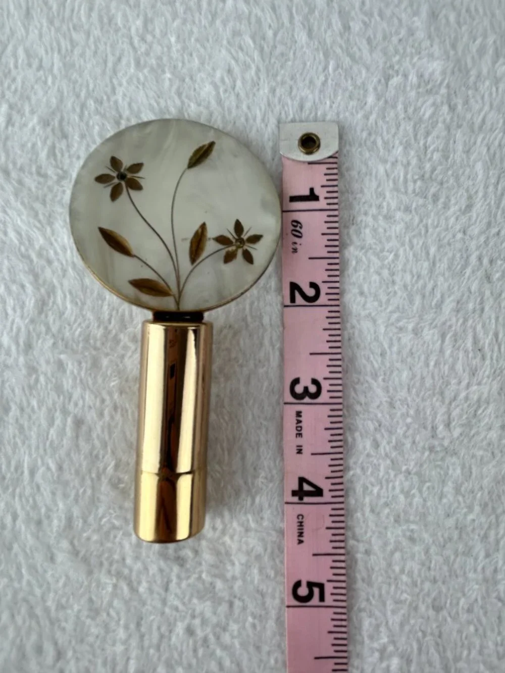 Vintage Floral Mother of Pearl Round Mirror Lipstick Holder
